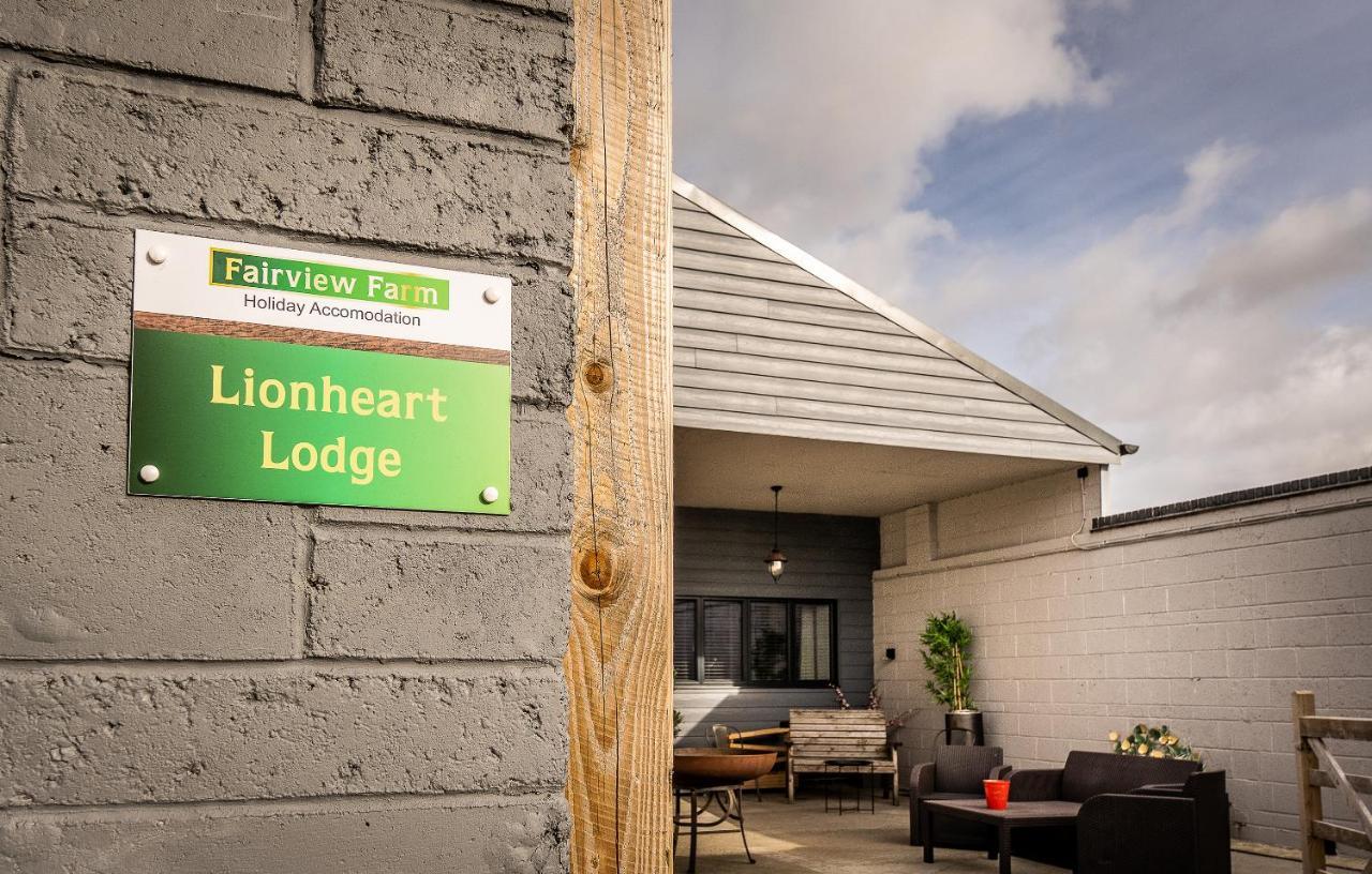 Lionheart Large Luxury Lodge - Sleeps 10- Dog Friendly,Near Sherwood Forest At Fairview Farm Nottingham Great For Family Gatherings ,Groups ,Parties المظهر الخارجي الصورة